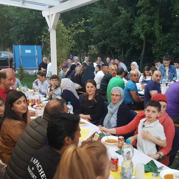 34135128_878724989001202_4493461687780769792_n