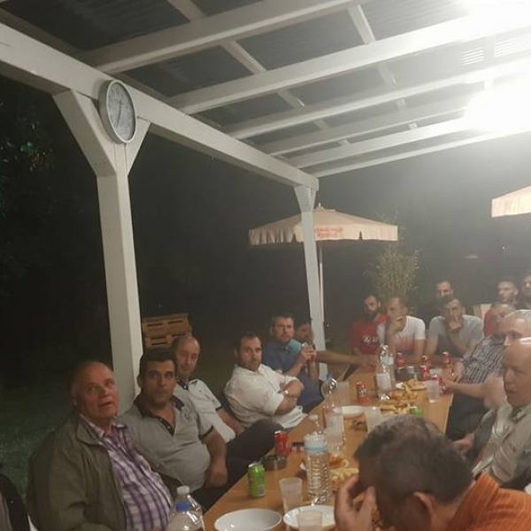 35077519_882915971915437_7870617360506290176_n