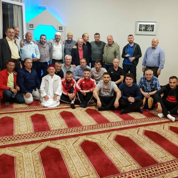 35415552_885435184996849_1054528103117750272_n