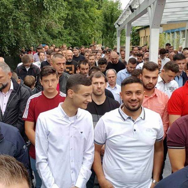 35427472_886527261554308_5439089559373611008_n