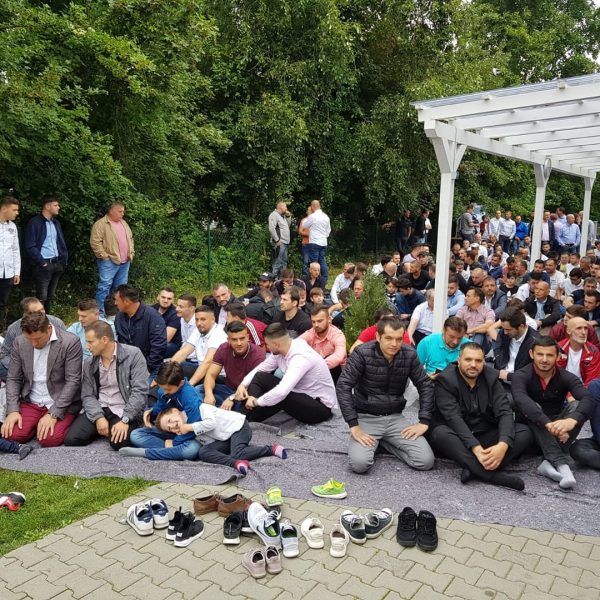 39245294_950783065128727_4700060837467914240_n