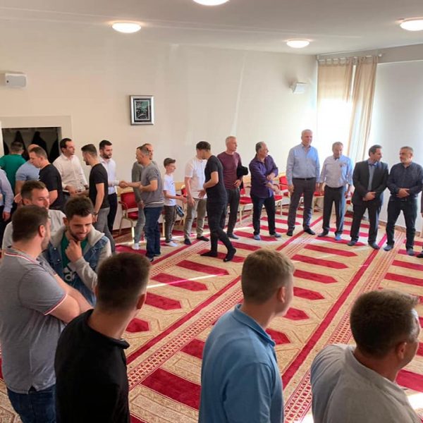 62122990_1130133327193699_7221172503819845632_n