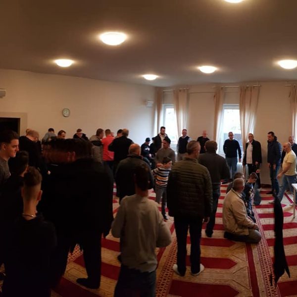 76619241_1263858543821176_2200914492861186048_n